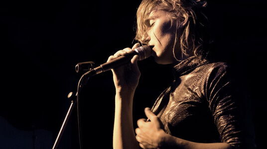 Kimberly Dhondt (Hooverphonic)